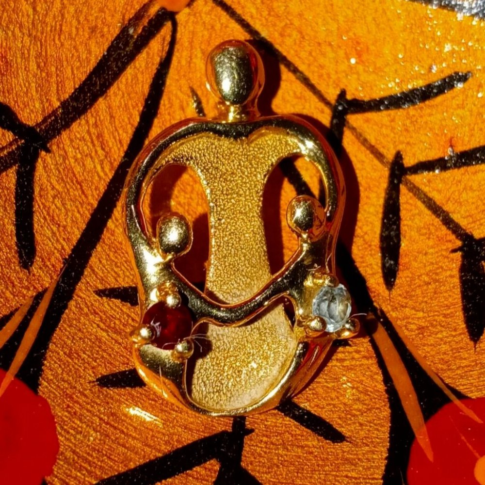 RARE Designer 14K Gold Pendant Mother & Children Garnet Aquamarine Birthstone